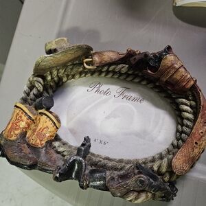 FUC Wstrn pic frame,4x6",Lasso Rope,boots,hat,spur,gun.Chip on edge of hat.